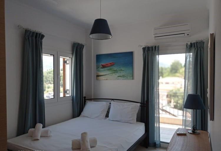 Hermes Holiday Home In The Port Of Sivota Kültér fotó